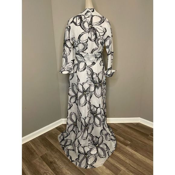 Teri Jon by Rickie Freeman
Abstract-Print Embellished Organza Tie-Waist Gown - Picture 8 of 10